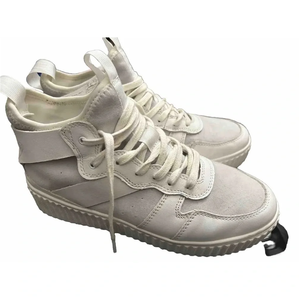 H&M Woman’s White High Top Sneakers Size 8 - Picture 2 of 8